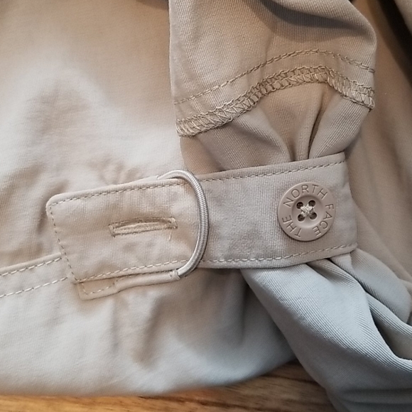 The North Face Sz 12 Ladies Zipoff Pants Quick dry - Picture 8 of 11